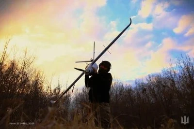 Українські дрони зупинили ключову установку одного з найбільших НПЗ Росії, - Reuters